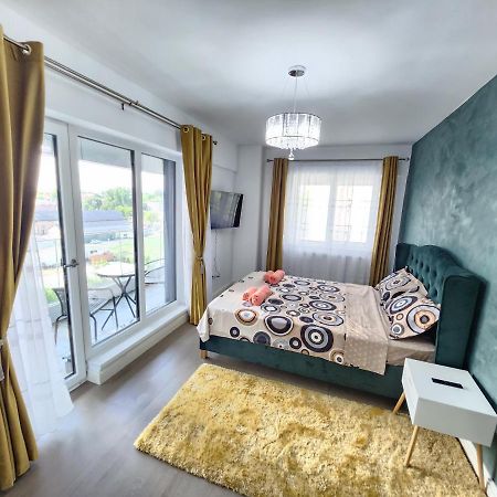 Near Airport 2 Rooms Apartments In Himson ยาช ภายนอก รูปภาพ