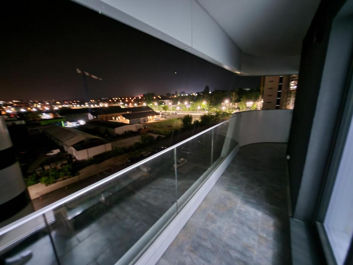 Near Airport 2 Rooms Apartments In Himson ยาช ภายนอก รูปภาพ