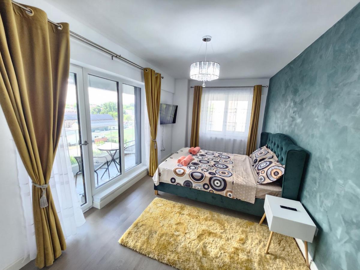 Near Airport 2 Rooms Apartments In Himson ยาช ภายนอก รูปภาพ