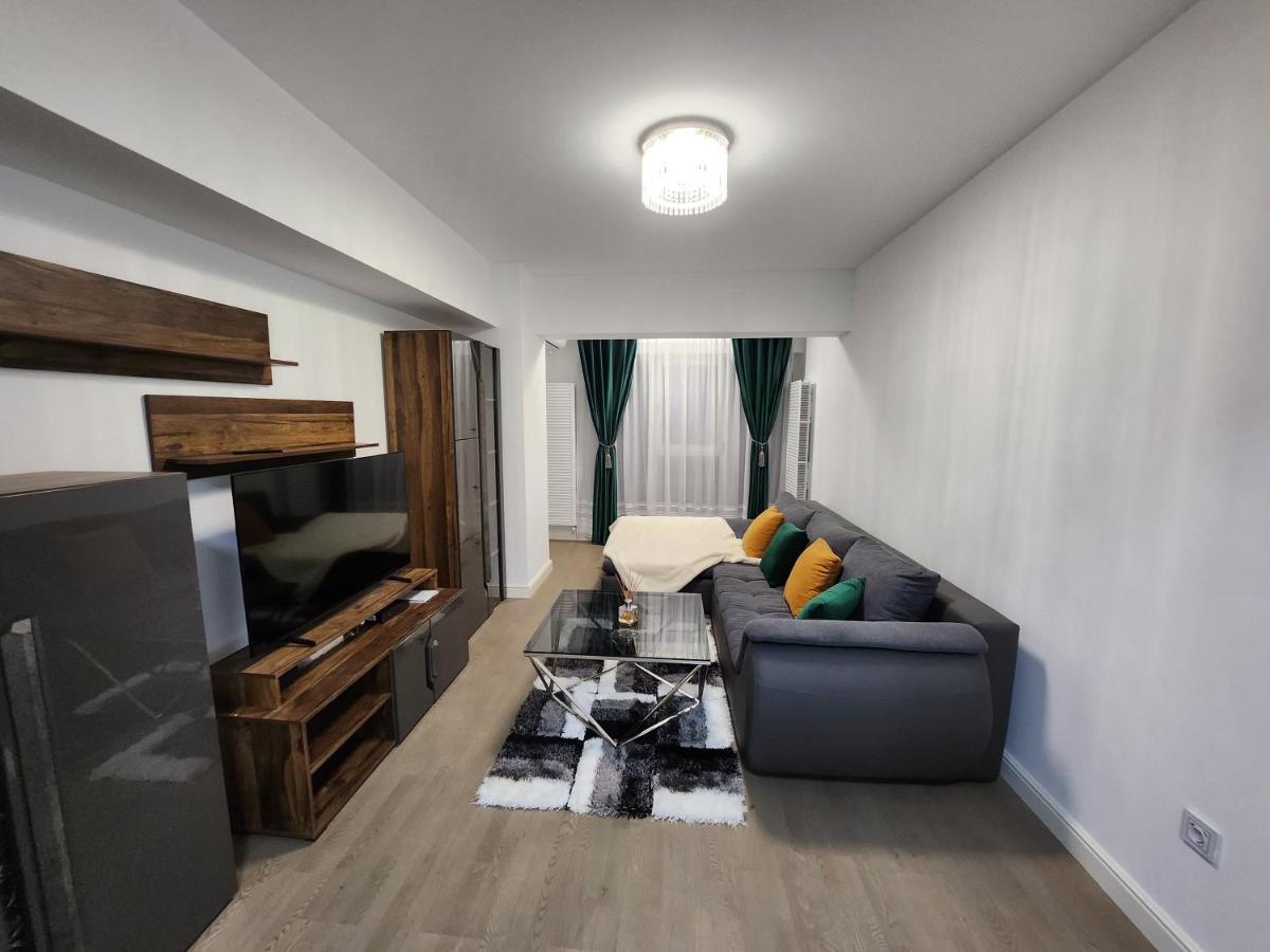 Near Airport 2 Rooms Apartments In Himson ยาช ภายนอก รูปภาพ