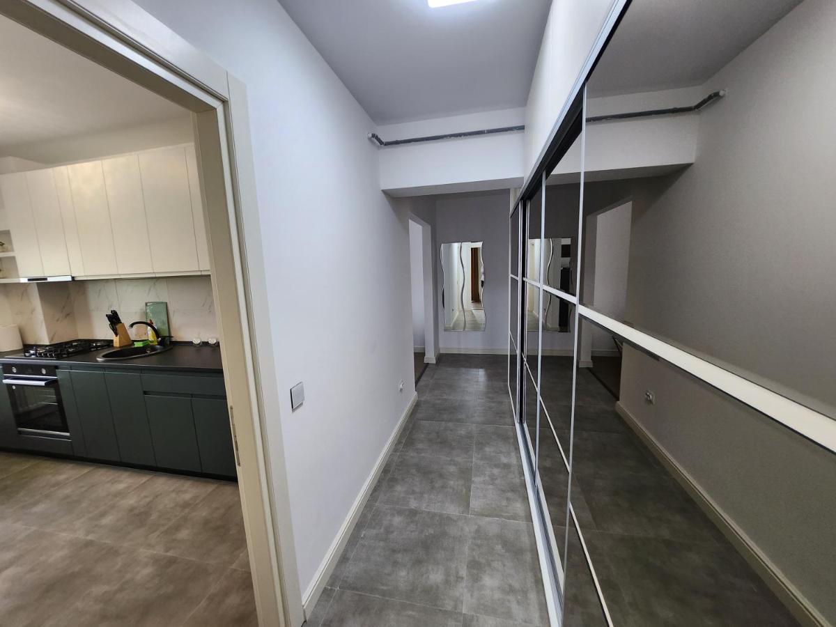 Near Airport 2 Rooms Apartments In Himson ยาช ภายนอก รูปภาพ