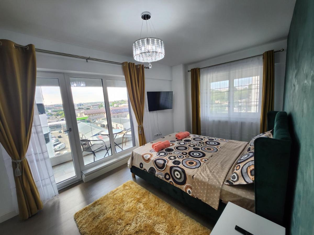 Near Airport 2 Rooms Apartments In Himson ยาช ภายนอก รูปภาพ