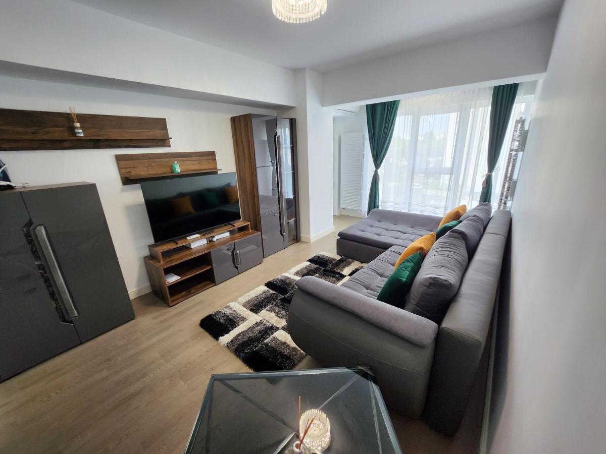 Near Airport 2 Rooms Apartments In Himson ยาช ภายนอก รูปภาพ