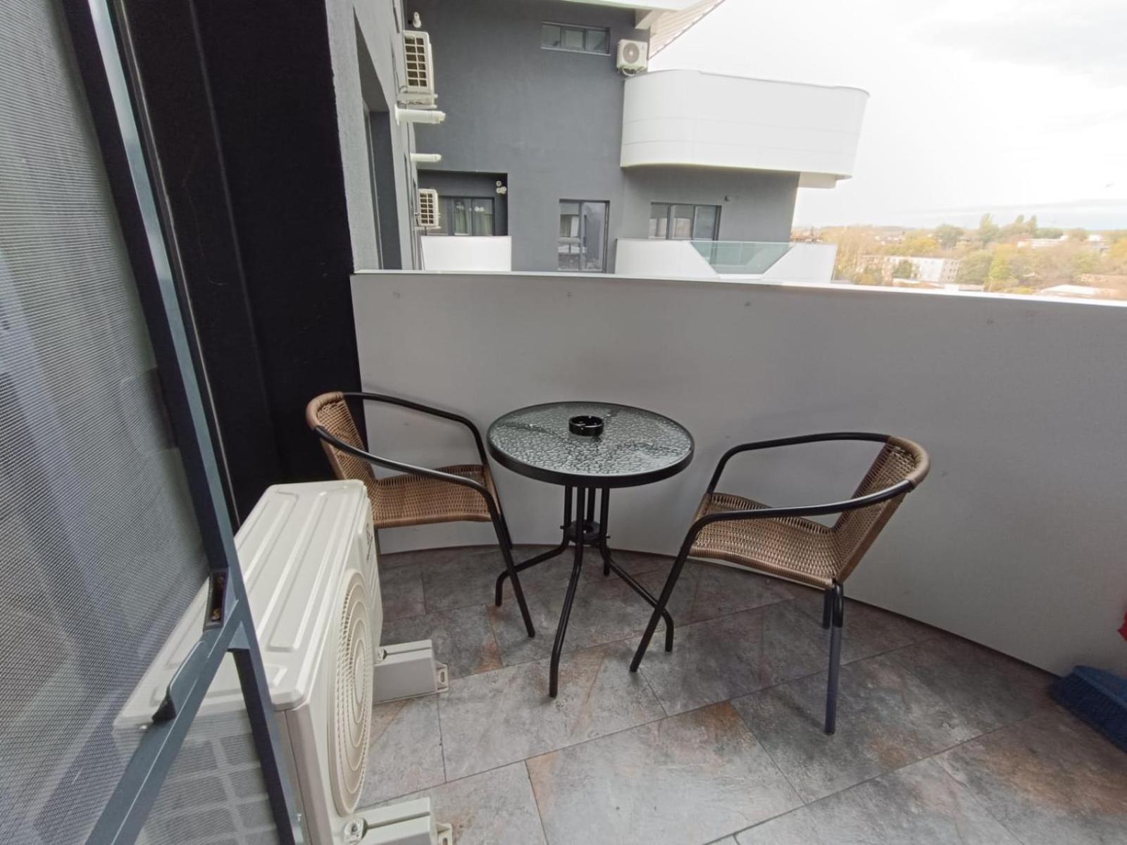Near Airport 2 Rooms Apartments In Himson ยาช ภายนอก รูปภาพ