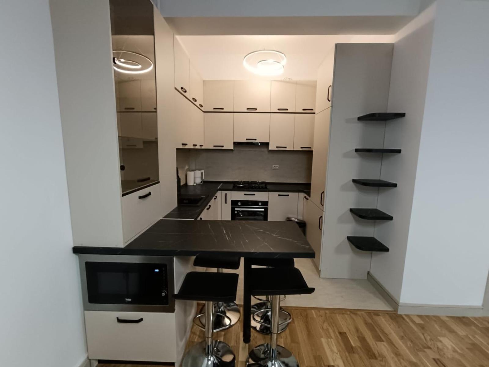 Near Airport 2 Rooms Apartments In Himson ยาช ภายนอก รูปภาพ